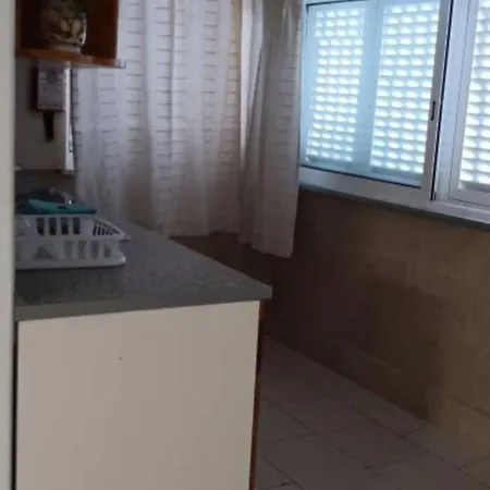 Near The Ocean Rua 5 De Outubro * アルブフェイラ