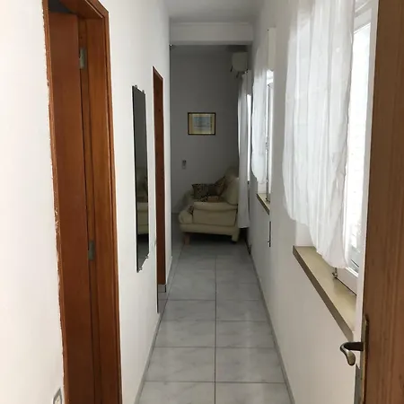 Near The Ocean Rua 5 De Outubro 阿尔布费拉