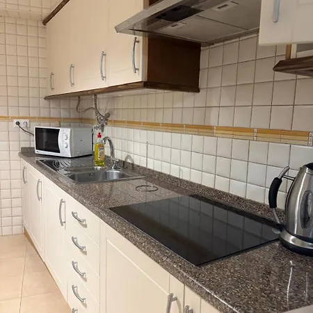 Апартаменти Near The Ocean Rua 5 De Outubro Албуфейра