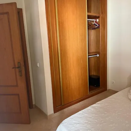 Апартаменти Near The Ocean Rua 5 De Outubro Албуфейра