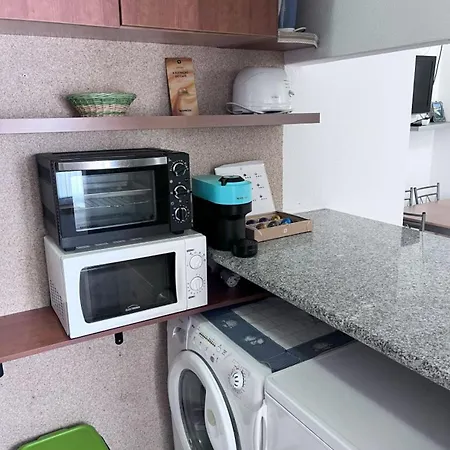 Near The Ocean Rua 5 De Outubro *